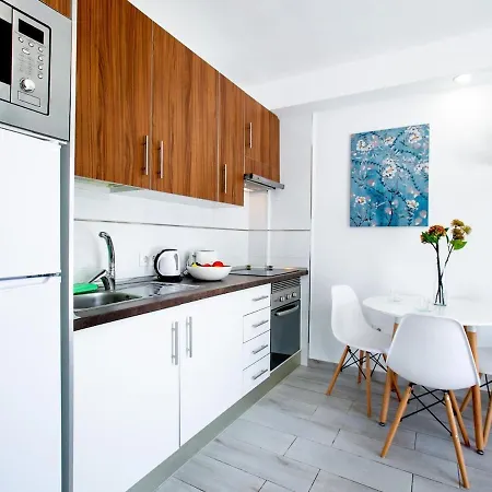 475 B Island Village Sea View Pool Terrace Appartement