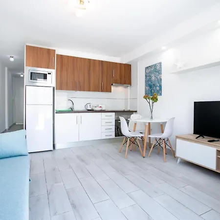 475 B Island Village Sea View Pool Terrace Appartement *