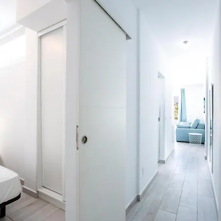 475 B Island Village Sea View Pool Terrace *